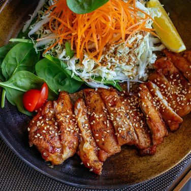 АРДЕС Електрична плита 1 1500 Вт чавунна варильна поверхня з лакованої сталі діаметром зверху 18,5 см і термостатичним термостатом модель TIKAPPA AR1F19 Black