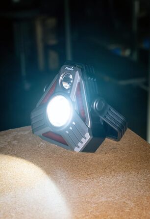 Кемпінговий сірий 5500 люмен, найпотужніший ліхтар з усіх коли-небудь створених. Fenix, 50R