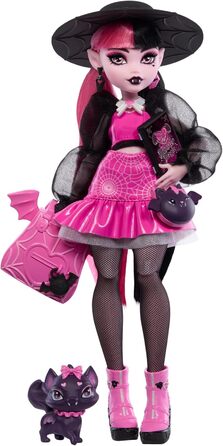 Лялька Monster High Дракулаура з її домашнім котом-летючою мышью, графом Фебулозом, та аксесуарами, такими як рюкзак, книга заклинань, коробка для бенто та багато іншого, HRP64