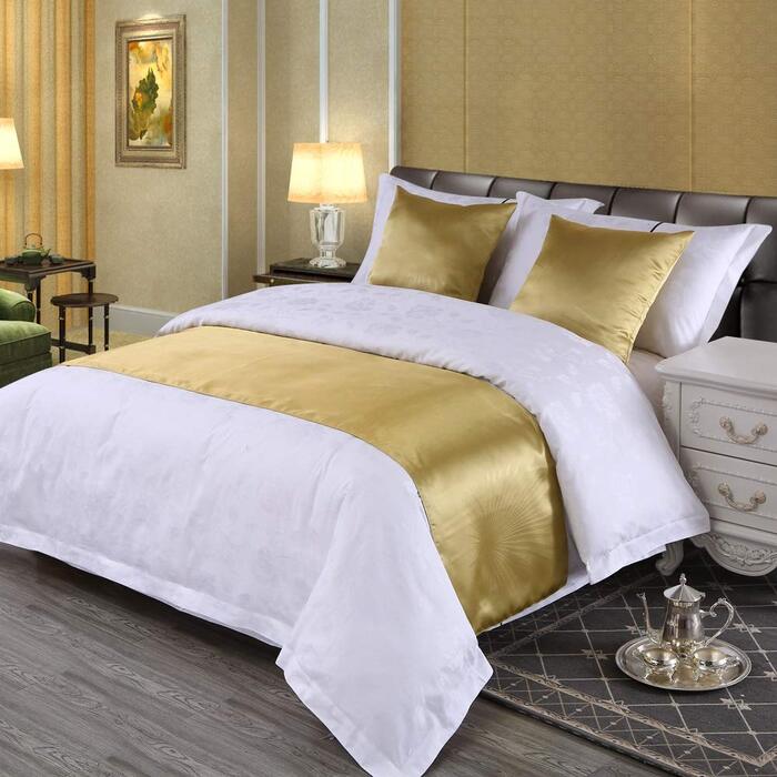 Доріжка та наволочка, шаль, простирадло, покривало, атласна постільна білизна, шарф, прикраса для спальні для одномісного, двомісного та королівського ліжка (колір золотий, розмір 50x260 см (для ліжка 2 м) золотий)