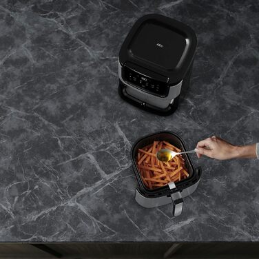 Аерофритюрниця AEG AF6-1-4ST / Смаження у фритюрі / Гриль / Смаження / Випічка без / Низький вміст олії / 8 програм / Ємність 3.5 л / Можна мити в посудомийній машині / Світлодіодний сенсорний дисплей / Програмований / Нержавіюча сталь, сіра нержавіюча ст