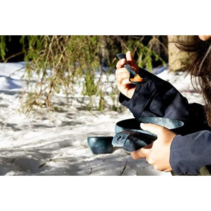 Класична миска Kupilka з ручкою, ідеально підходить для використання на свіжому повітрі та кемпінгу, розроблена та виготовлена у Фінляндії, придатна для миття в посудомийній машині, легка та міцна, екологічна, безпечніша та зручніша