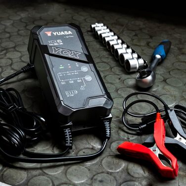 Розумний зарядний пристрій Yuasa YCX6 12V 6A для автомобілів, фургонів та мотоциклів