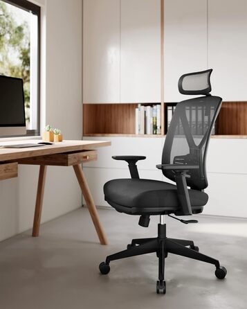 Офісний стілець SONGMICS з підставкою для ніг, ергономічний стілець для роботи з поперековою опорою, регульований підголівник та підлокітники, регулювання висоти та функція гойдання, вантажопідйомність до 150 кг, чорний OBN61BKV1