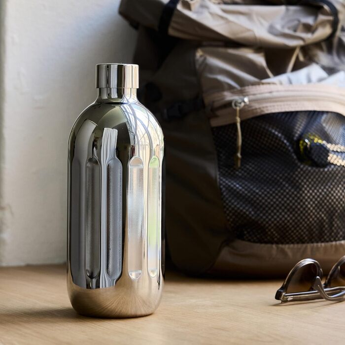 Пляшка для води Aarke To-Go з нержавіючої сталі для негазованих та газованих напоїв, сумісна з Carbonator Pro, з подвійними стінками та вакуумною ізоляцією, герметична та придатна для миття в посудомийній машині, 800 мл