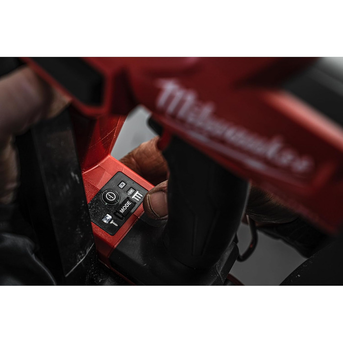 Акумуляторний цвяходер Milwaukee M18 FN16GA-0X 18 В 32-64 мм безщітковий (4933478094) HD Box - без акумулятора, без зарядного прис