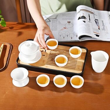 Порцеляновий набір для чаювання в китайському стилі Гунфу, портативний набір з чайником та 6 чашками, гайвань, ситечко для чаю та сумка все в одному для подорожей, активного відпочинку та як подарунок.