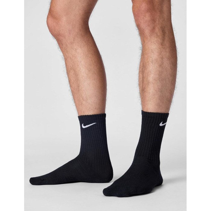 Чоловічі унісекс шкарпетки NIKE U Nk Everyday Ltwt Crew 3pr Crew (3 пари) (3 шт.) 42-46 чорні/білі