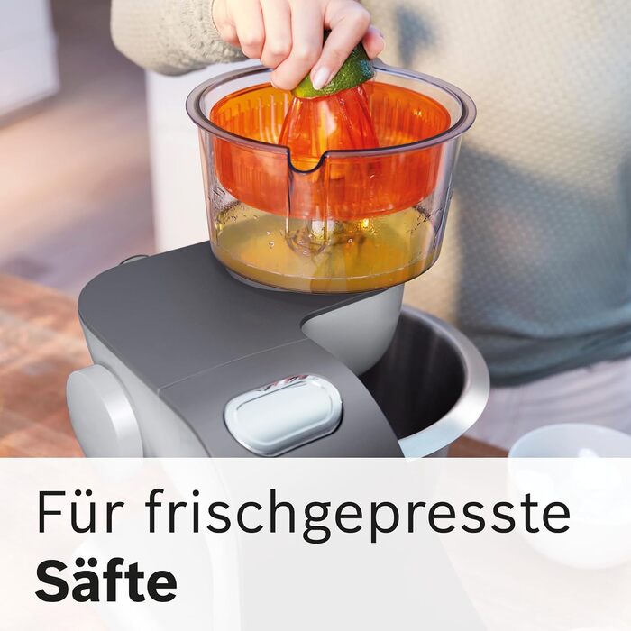 Кухонна машина Bosch Serie 4 MUM56340 чаша 3,9 л, блендер 1,25 л, м'ясорубка, соковижималка, міксер, тістоміс, шинкарка з 3 дисками, 900 Вт, антрацит/срібло