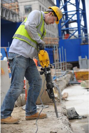 Відбійний шестигранний молоток Dewalt 28 мм D25960K (для важких робіт з руйнування та дроблення, споживана потужність 1600 Вт, ене