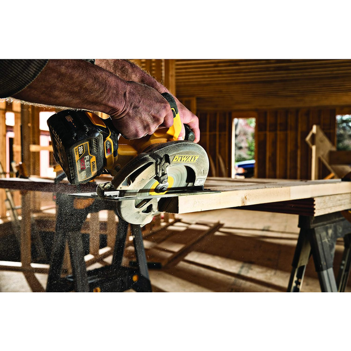 Акумуляторна портативна дискова пила Dewalt, 54 В, Flexvolt, , DCS575NT-XJ