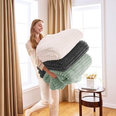 Ковдра WAVVE Sherpa, плюшева ковдра, пухнаста сіра - надзвичайно тепла, товста, м&39яка ковдра з грубого шнура, плед для дивана, двостороння ковдра для дивана, 150x200 см XL вовняна ковдра, ковдра для дивана, ковдра для вітальні 150 x 200 см сірого кольор