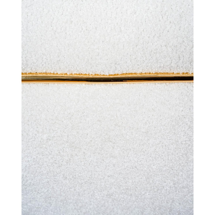 Великий пуф/табурет з м&39якої ведмедевої тканини білого кольору, сучасний, квадратний, зручний для вітальні, спальні, оздоблення зі штучної шкіри золотого кольору, висота приблизно 43 см, колір білий.