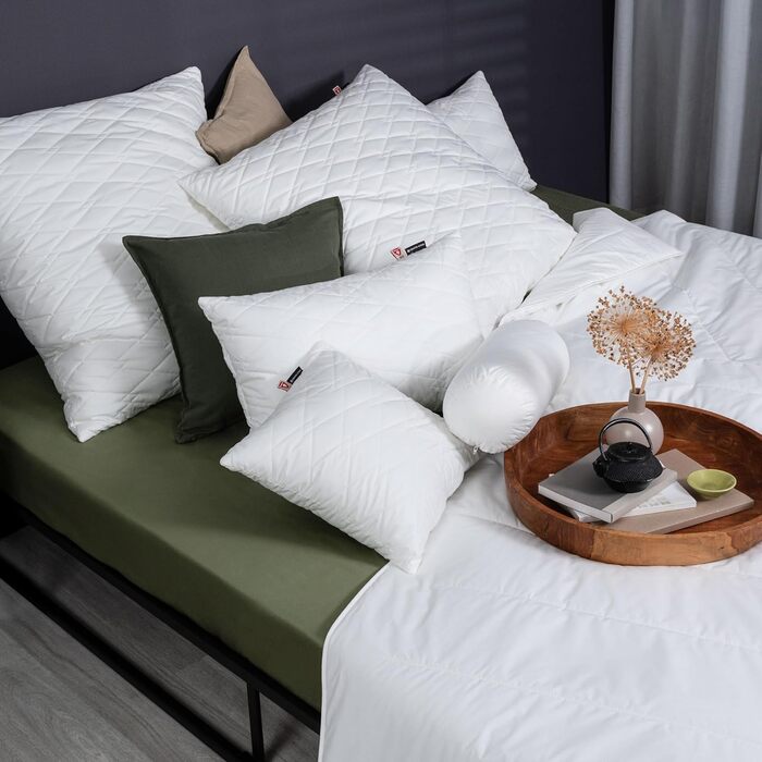 Подушка Centa-Star Royal, 40 x 40 см, волокна Primaloft Bio з шаром волокна, змінний наповнювач, із застібкою-блискавкою, Oeko-Tex Standard 100 Клас 1