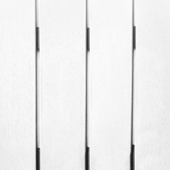 Садове крісло Keter Alpine Adirondack, пластикове садове крісло з тримачем для напоїв, біле, водонепроникне, класичний американський дизайн, для саду, патіо та балкону, 93 x 81 x 96,5 см, біле, суцільне