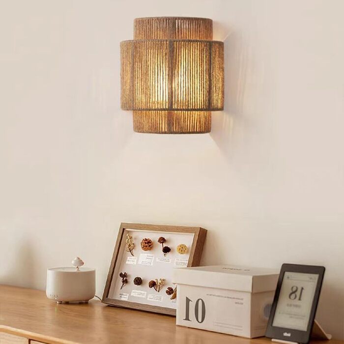 Настінний світильник LOGT плетений з ротанга, коричневий, E27