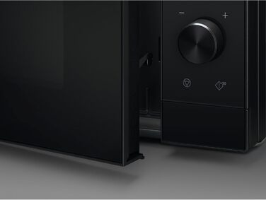 Окремо стояча мікрохвильова піч AEG / MFB252DB / гриль / 25 л/розморожування / 900 Вт/LED-підсвічування/Чорний