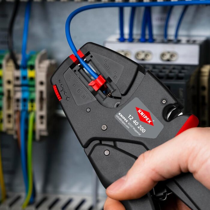 Автоматичні стрипери KNIPEX EvoStrip (12 40 200), 0,03-10 мм