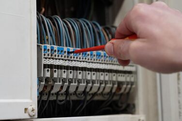 Набір викруток KS TOOLS VDE, 9 предметів, плоскі та хрестоподібні (Phillips)