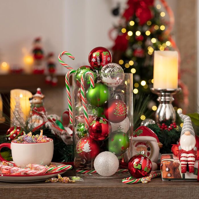 16 різдвяних кульок для декору ялинки Victor's Workshop