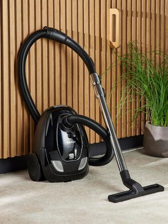Пилосос із мішком Storeo Basics VCB35B15C-1J7W-70, потужний, компактний та легкий, для твердих поверхонь і килимів, HEPA-фільтр, 700 Вт, 1.5 л, EU, чорний