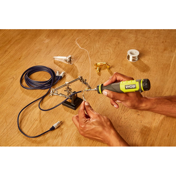 Акумуляторний паяльник RYOBI 4 В USB-LITHIUM RSI4-120G, вкл. 1 x 4 В 2,0 Ач акумулятор та зарядний кабель USB-C