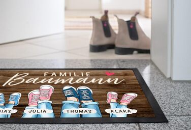Персоналізований сімейний килимок для дверей до 4 дітей, принт на кросівках, кольори, що налаштовуються, нековзний та миється, чорний, 60x40 см, сімейне взуття, чорний