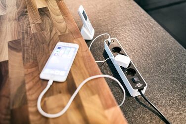 Розеткова планка Brennenstuhl Ecolor 4-х стороння з USB (багатоконтактна вилка з 2 USB-розетками для зарядки, багатоконтактна розе