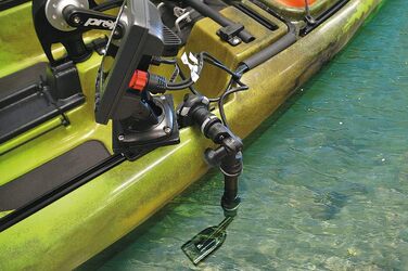 Каяк і черевні човни Трансдьюсер Трансдьюсер Трансдьюсер Вудилище Ехолот Ехолот Рука чорного