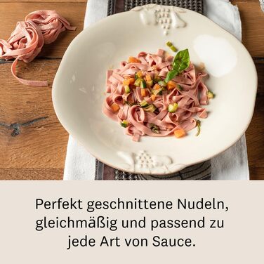 Макаронна машина Marcato Atlas 180 з насадкою для різання, 3 формати макаронних виробів лазанья (ширина 180 мм), фетучіні (6 мм) і тальоліні (1,5 мм), виробництво Італія, срібна макаронна машина Atlas 180