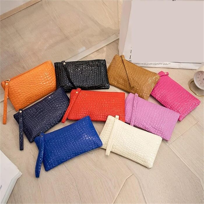 Жіночий клатч-гаманець на зап'ястя, 2 в 1, коричневий. Маленька сумочка з PU-шкіри з монетним відділенням на блискавці.