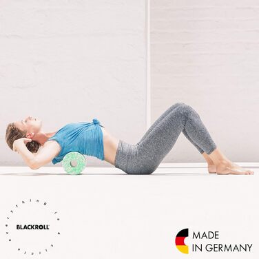 Ролик для фасції BLACKROLL (45 см x 15 см), фітнес-ролик для самомасажу спини та ніг, ефективний масажний ролик різного рівня жорсткості, зроблено в Німеччині, середній 45 - білий/зелений