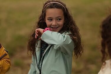 Дитячий телефон-годинник (із SIM-карткою) 4G, дзвінки, повідомлення, шкільний режим, функція SOS, GPS, камера, крокомір - вкл. безкоштовний 3-місячний контракт (РОЖЕВИЙ)