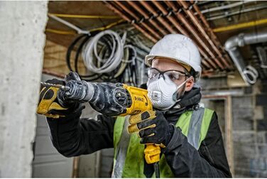 Комбінований перфоратор Dewalt SDS-plus 22 мм D25033K (710 Вт, оптимізований електропневматичний ударний механізм, макс. енергія о