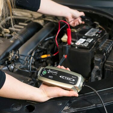 Багатофункціональний зарядний пристрій CTEK MXS 3.8 з 7-ступінчастою програмою, 12 В 3,8 А (штекер ЄС) одинарний