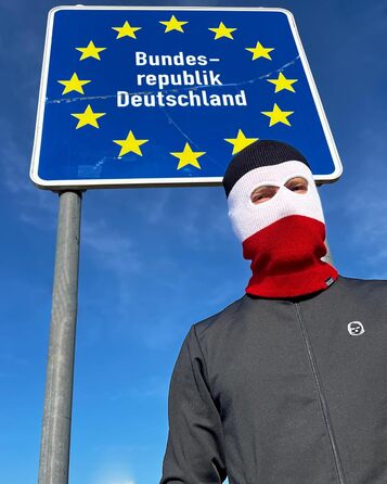 Шапка/Балаклава PGWEAR Troublemaker Чорно-біло-червона Шапка-маска Балаклава Ультрас Лижні Хулігани