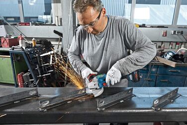 Кутова шліфувальна машина Bosch Professional 18 В System BITURBO GWS 18V-15 SC (у комплекті монтажний фланець, додаткова рукоятка,