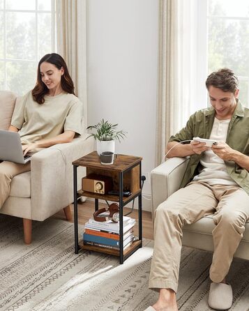 Приставний столик VASAGLE, тумбочка з розеткою, вузька, 2 розетки змінного струму, 2 порти USB, 30 x 34 x 58 см, для вітальні, спальні, вінтажний коричнево-чорний LET375B01 Рустикальний коричневий чорний