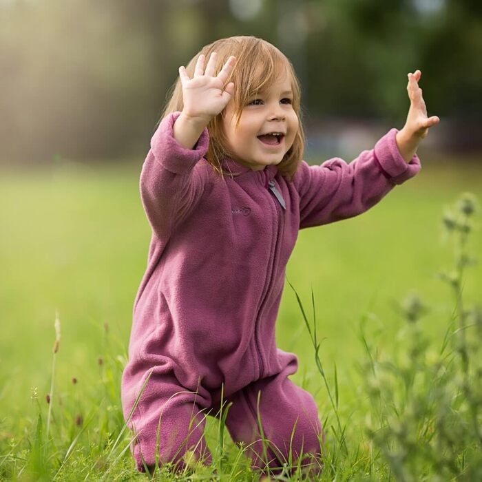 Флісовий комбінезон Hoppediz Baby, подовжені штанини - ідеально підходить для носіння дитини, відкладні манжети на руках і ногах - ягідний 56-62 ягідний