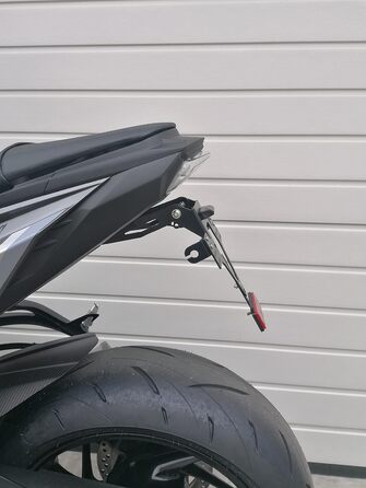 Короткий тримач номерного знака GroFaTec EVO Set для Suzuki GSX-S 1000 / F 2016-2023 тримач номерного знака тримач тримача тримача на короткій задній панелі Porta Targa під оригінальний поворотник GSXS950 GSXS1000