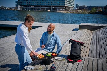 Кемпінговий гриль NOMADIQ Настільний гриль Компактний 2 конфорки Газовий гриль для кемпінгу Газовий гриль для балкону, автофургона Гриль-плита, портативна, для вулиці, барбекю, вулична плита, чорний колір