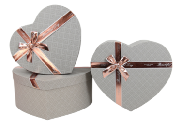 Подарункова коробка UFO SILVER HEART 56321-244 27х23х12 см (7032454)