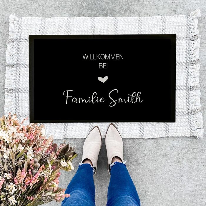 З любов&39ю зроблено Персоналізований килимок для дверей з іменем для використання в приміщенні та на вулиці для сімей, подарунок для пар на новосілля, день народження, килимок для дверей з іменем, чорно-білий