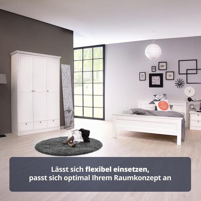 Шафа-купе KHG з орними дверима, біла, 3 двері, 3 шухляди, 1 вішалка для одягу, 5 полиць з регульованою висотою, цоколь, шафа в сільському стилі, 3-дверна