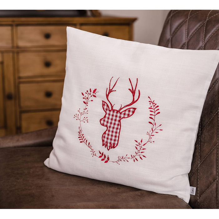 Бежева соснова подушка з вишивкою оленя, розмір 40х40 см, наповнена сосновою стружкою зі швейцарської сосни (червоного кольору)