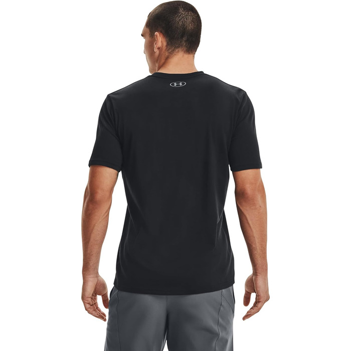 Чоловіча спортивна футболка Under Armour UA TEAM ISSUE WORDMARK, дихаюча, з короткими рукавами та зручна, вільного крою.