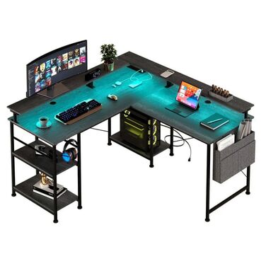 Г-подібний ігровий стіл зі світлодіодним освітленням та розетками, кутовий стіл 140x140 см, двосторонній комп&39ютерний стіл з полицею для монітора, 4 полиці та бічні кишені для домашнього офісу та офісу, чорний, 140x140x85 см