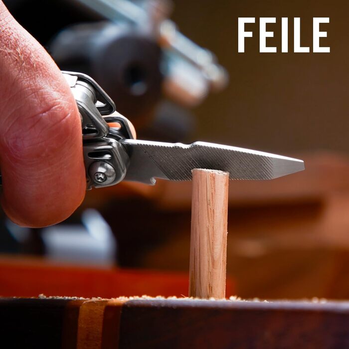 Компактний мультитул з 8 інструментами, включаючи плоскогубці та ножиці, з нейлоновою кобурою WINGMAN box single