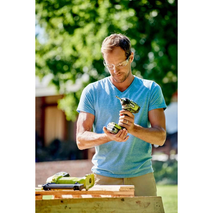 Безщітковий акумуляторний ударний гайковерт Ryobi DeckDriveTM ONE 18 В R18IDBL-0, з набором насадок 3, крутний момент 270 Нм, безщ