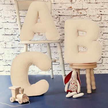 Подушка з літерами, подушка з англійським алфавітом, подушка з ініціалами, подушка з літерами англійського алфавіту від А до Я, для дивана, спальні, декору вітальні (V, 40 * 35 * 10 см) V 40*35*10 см